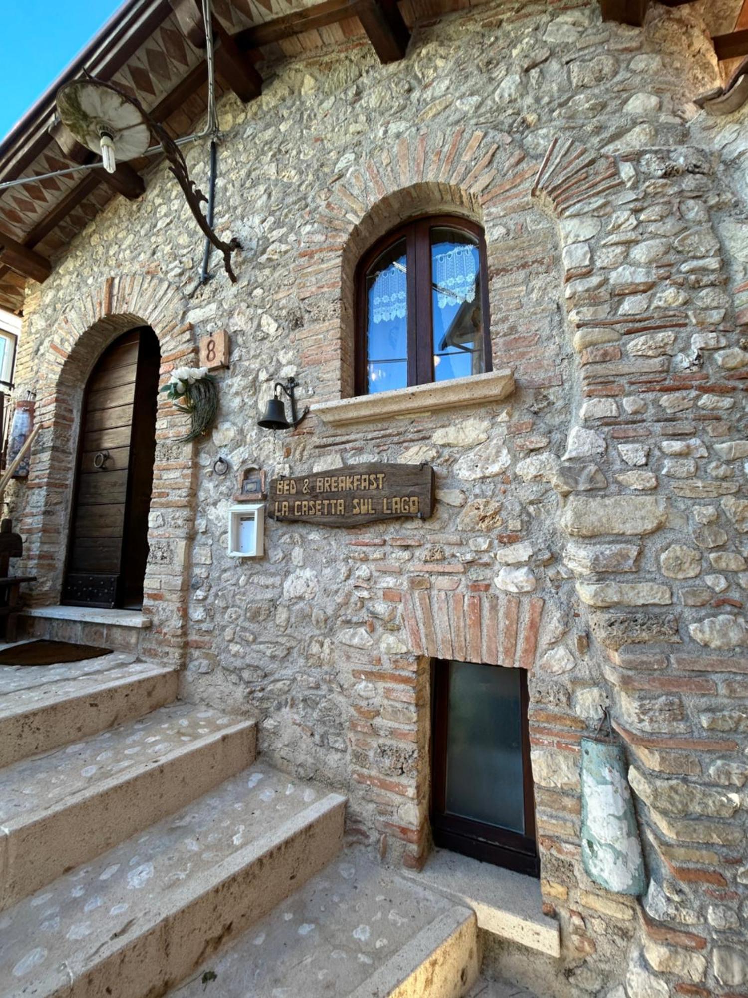 B&B La Casetta Sul Lago Colle di Tora Kültér fotó