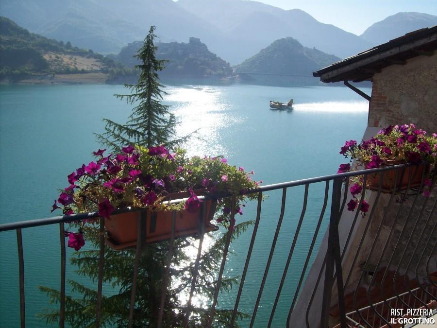 B&B La Casetta Sul Lago Colle di Tora Kültér fotó