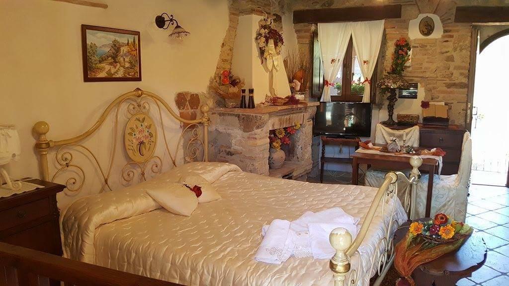 B&B La Casetta Sul Lago Colle di Tora Kültér fotó